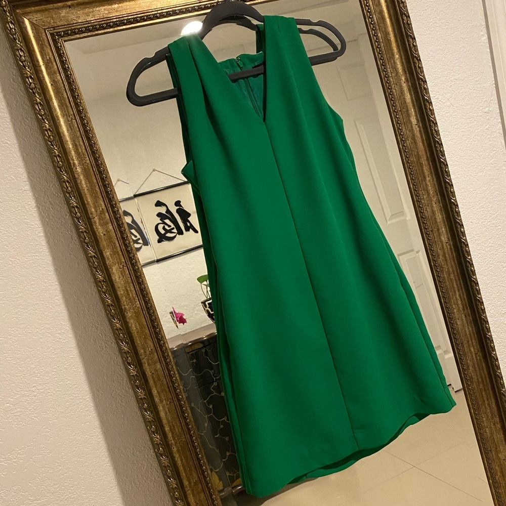 GREEN Banana Republic Shift Dress 💚